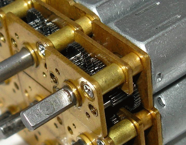 直流減速電機(jī)的電壓如何保持穩(wěn)定——西安泰富西瑪電機(jī)(西安西瑪電機(jī)集團(tuán)股份有限公司)官方網(wǎng)站 直流減速電機(jī)的電壓如何保持穩(wěn)定——西安泰富西瑪電機(jī)(西安西瑪電機(jī)集團(tuán)股份有限公司)官方網(wǎng)站