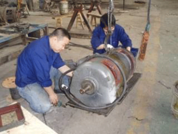 西瑪電機給專業(yè)電機修理工人一些小建議。